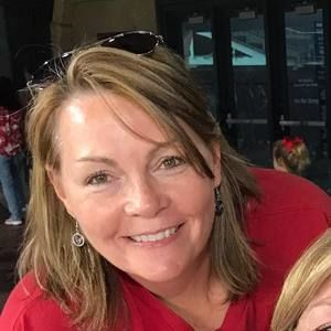 Meet your Posher, Stacy